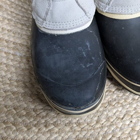 Khombu Emily Suede and Faux Fur Lined Snow / Winter Boots Size 11 - Picture 8 of 13